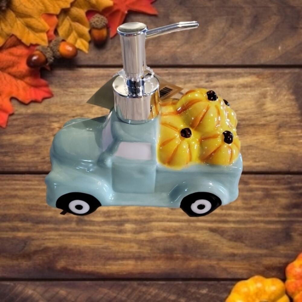 Robert Stanley Vintage Blue Pick up Truck Fall Harvest Pumpkin Soap Dispenser